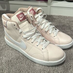 listing-status-banner